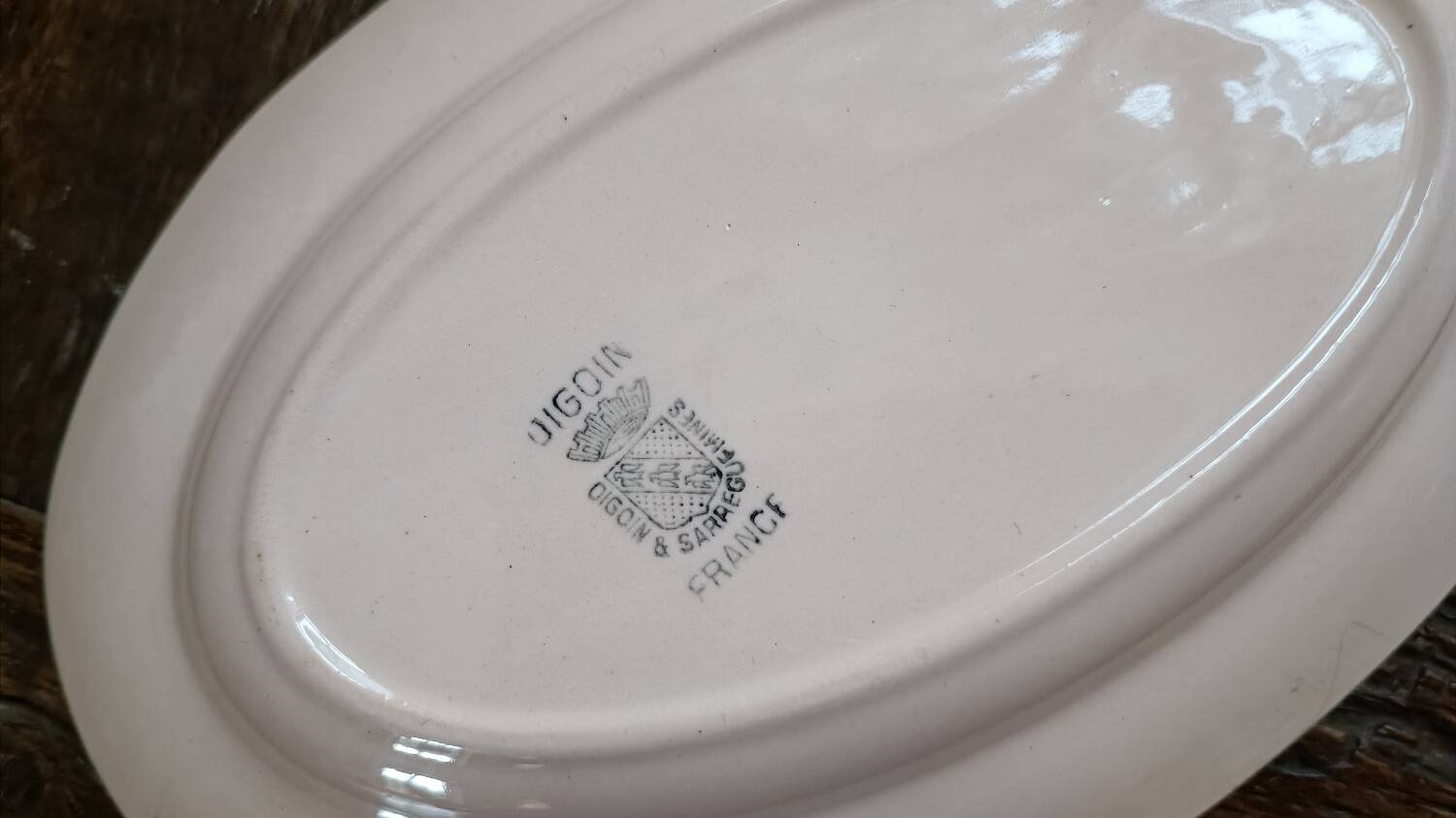 Digoin serving dish and relish