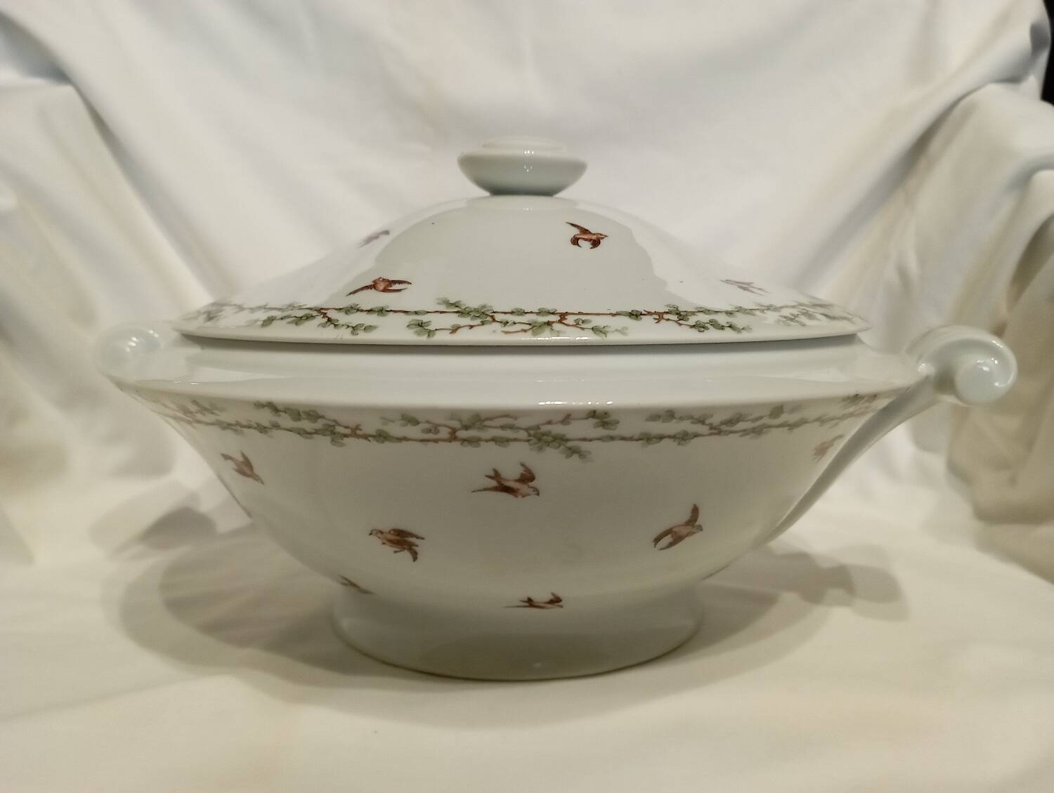 Limoges soup tureen