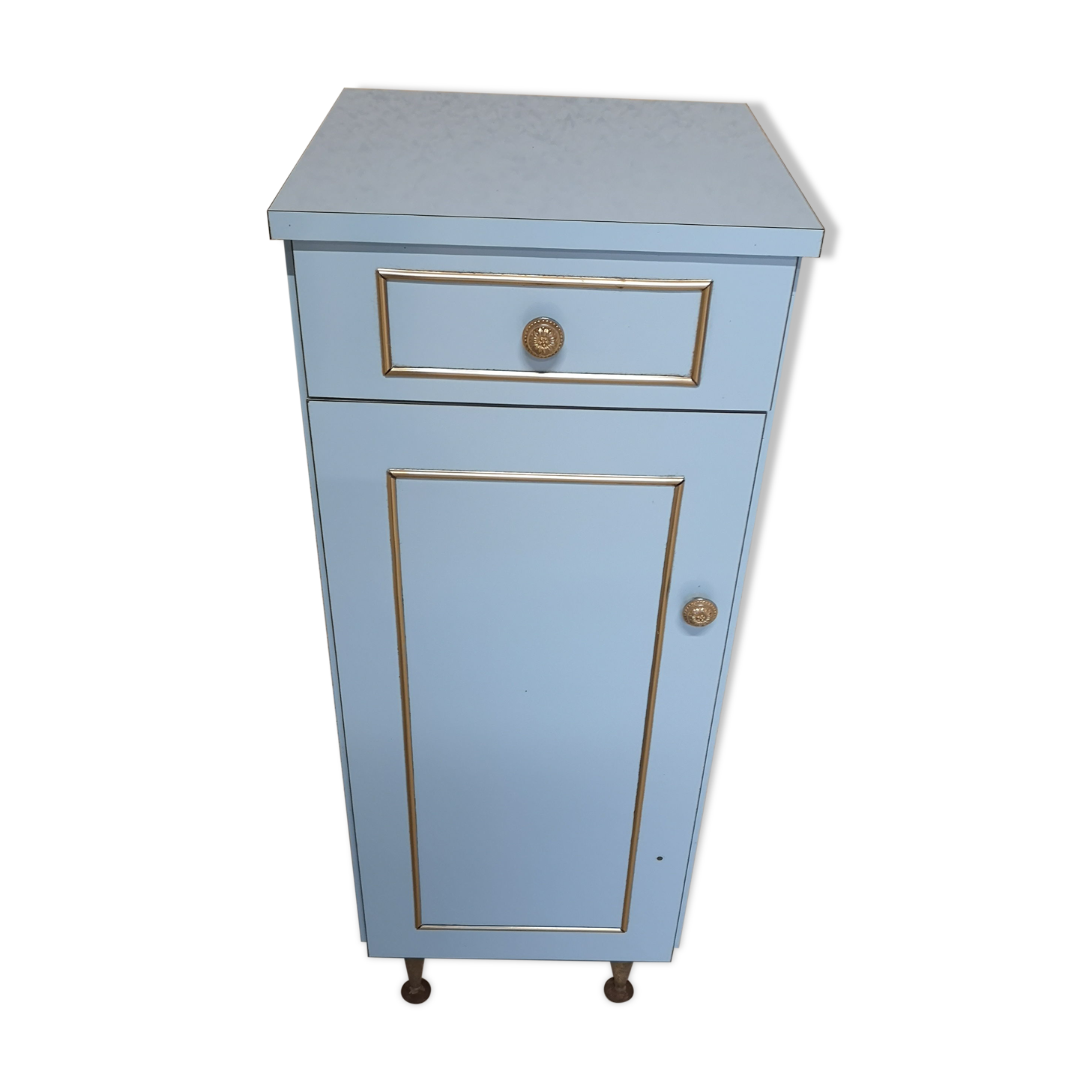 Vintage bathroom furniture