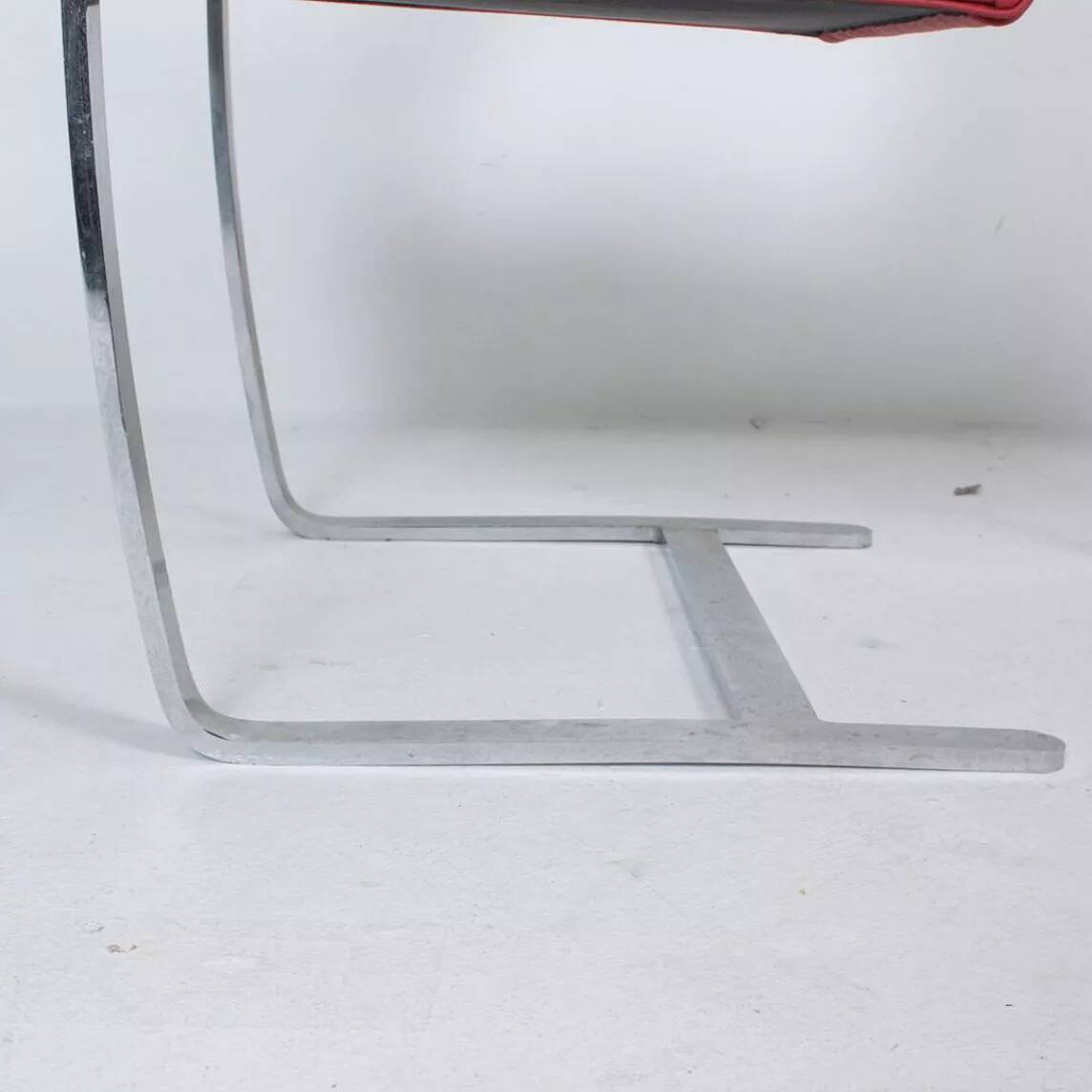 Brno armchair in red leather – attributed to Mies van der Rohe for Knoll International