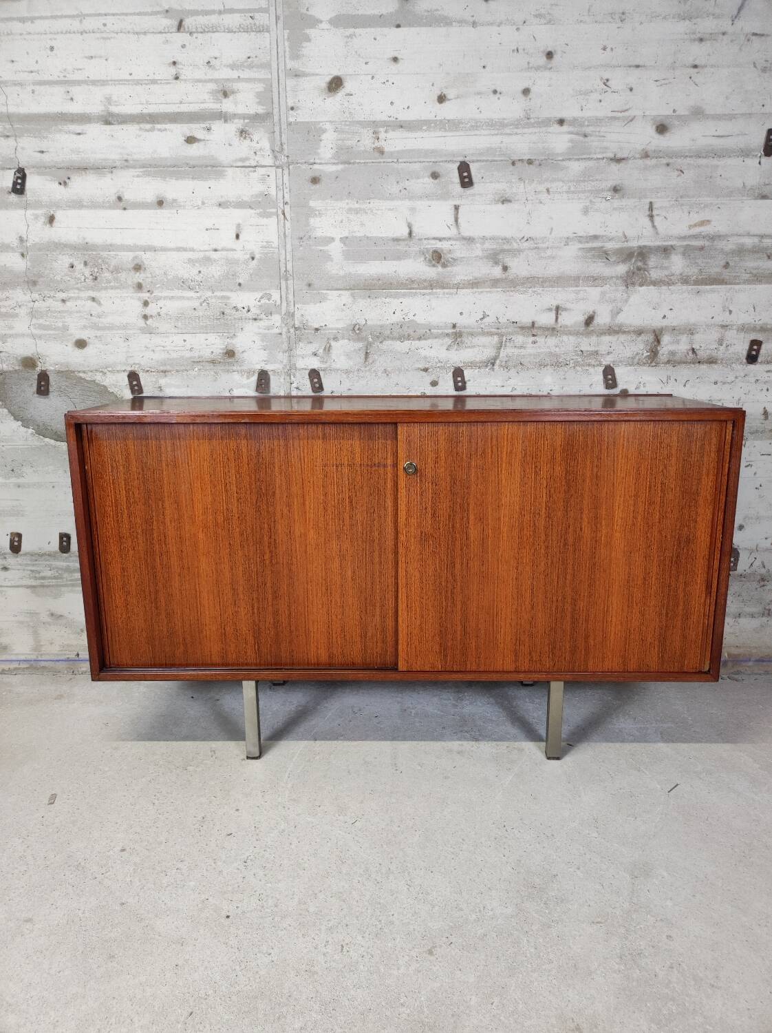 SE3 sideboard by Osvaldo Borsani for Tecno