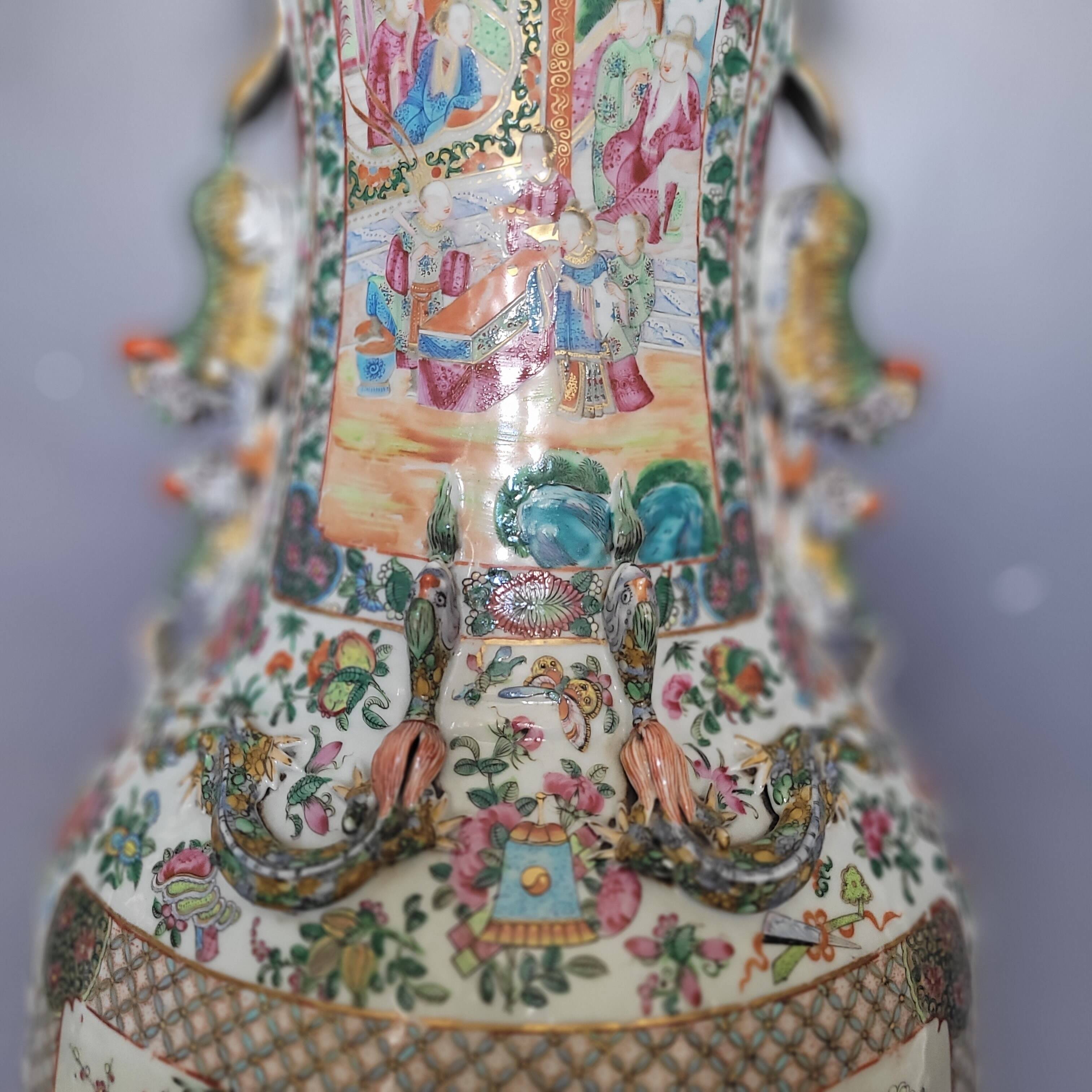 Very large Chinese vase (92 centimeters)