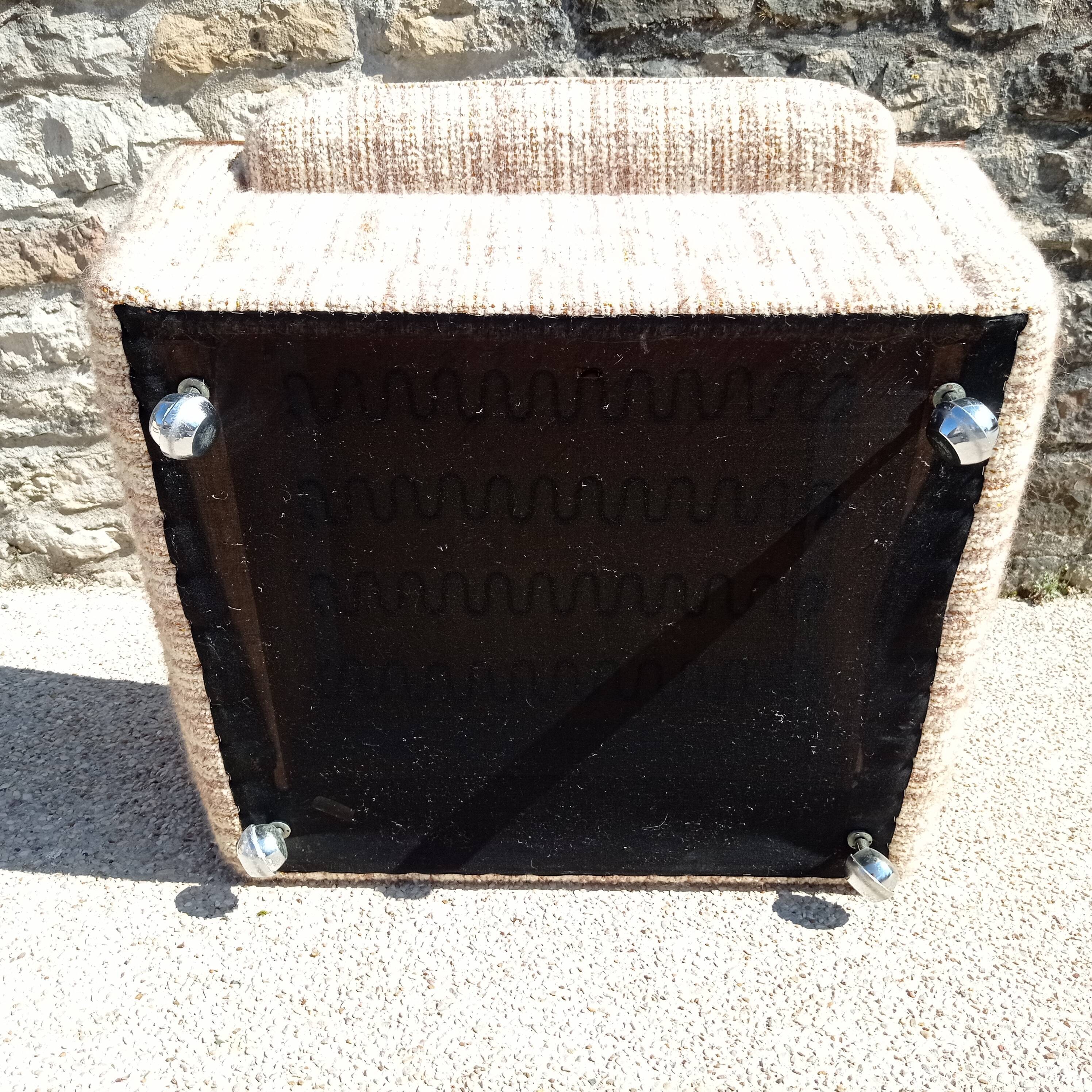 Paire de fauteuils vintage en bois et tissu