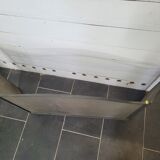 Fire screen with 3 iron leaves and brass ball