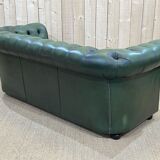 Chesterfield sofa in green leather 3 places from the 80s