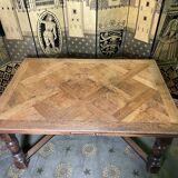 Louis XIII style farmhouse table with integrated extensions