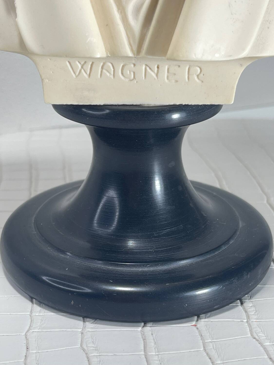 Resin bust of Wagner signed A. Giannelli Sculpture Year 60