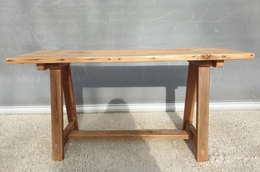 Coffee table workshop trestle Pine