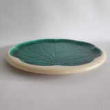 Vintage round plate with green leaf pattern of years 70