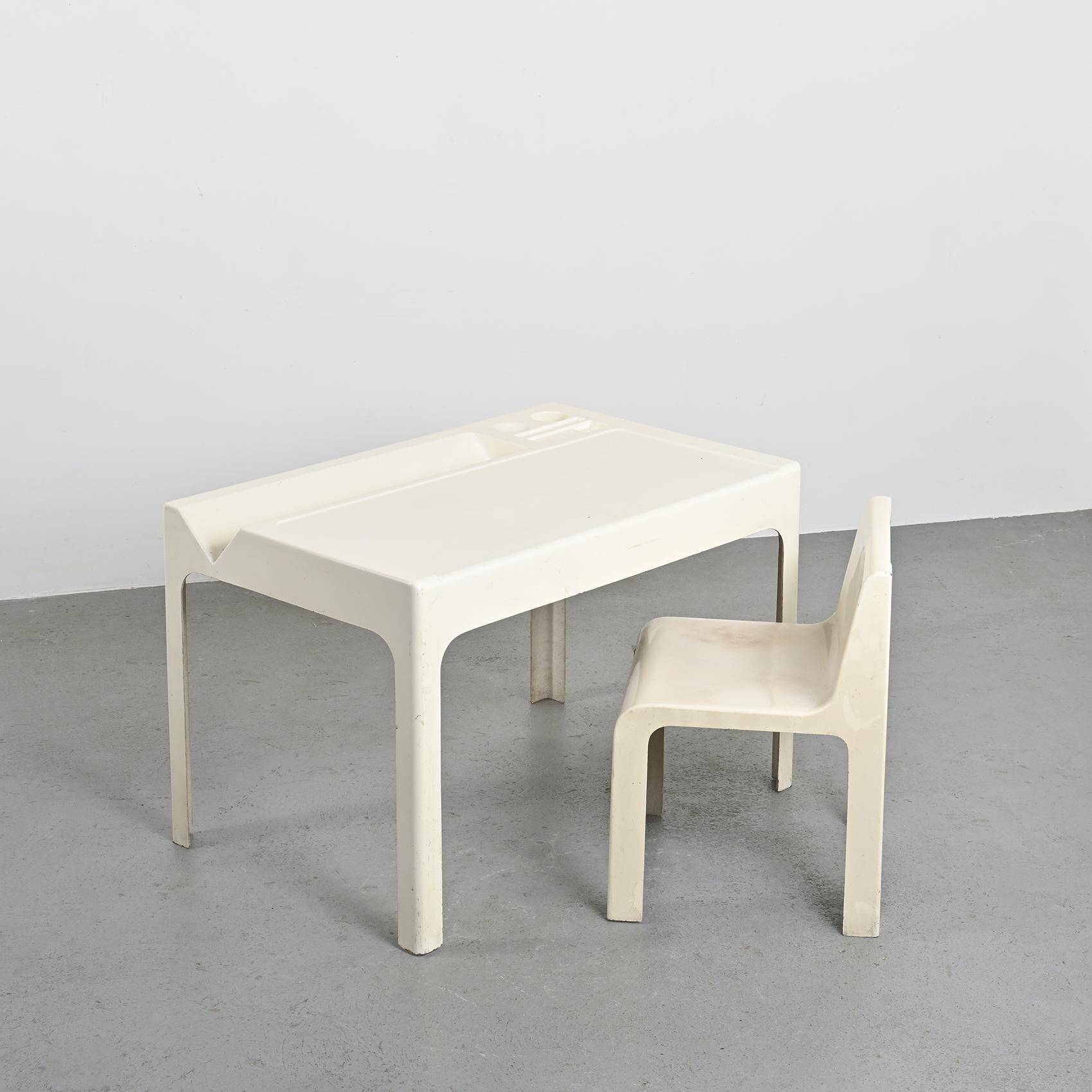 Ozoo Desk and Chair, Marc Berthier, DAN for Roche Bobois, 1967