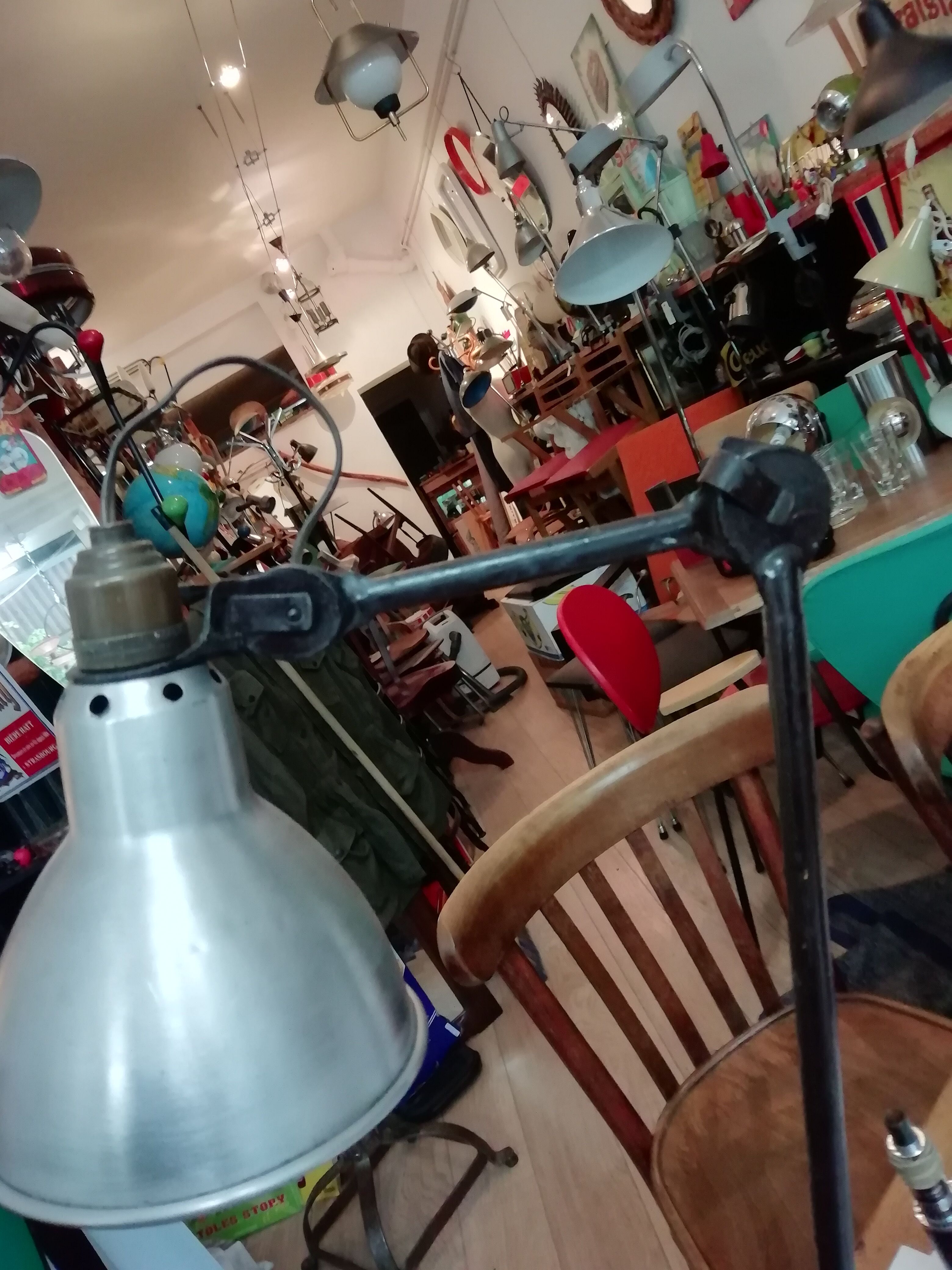 Old-housed greasy lamp