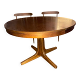 Scandinavian table