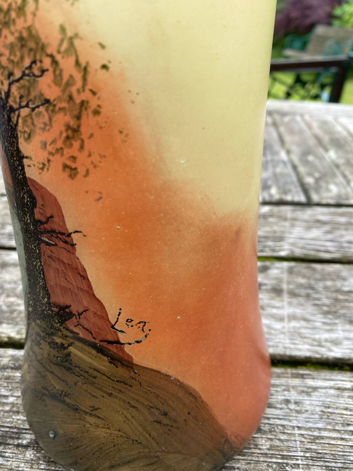 Vase forme diabolo Théodore Legras