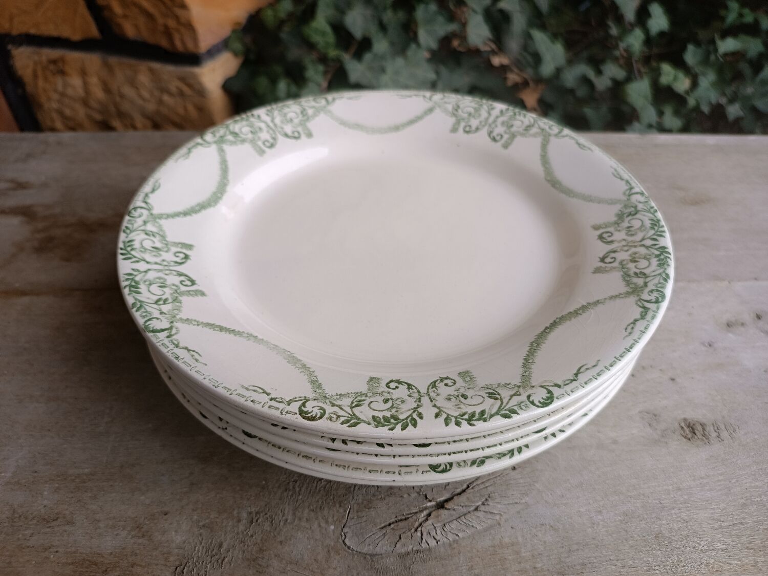 Six earthenware plates Napoleon, Creil and Montereau