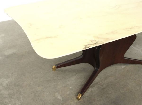 Table onyx