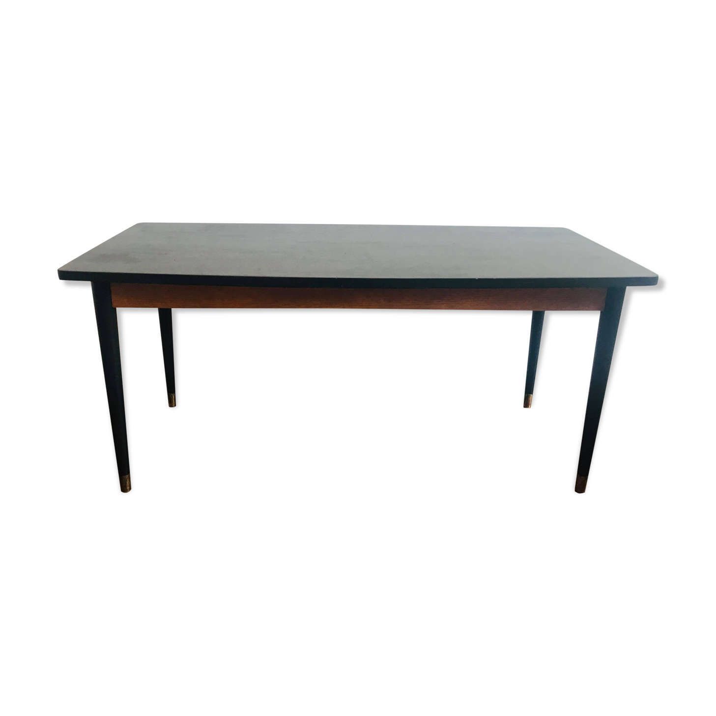 Low table feet compass