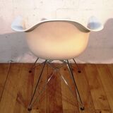 DAR armchair, Charles & Ray Eames Vitra