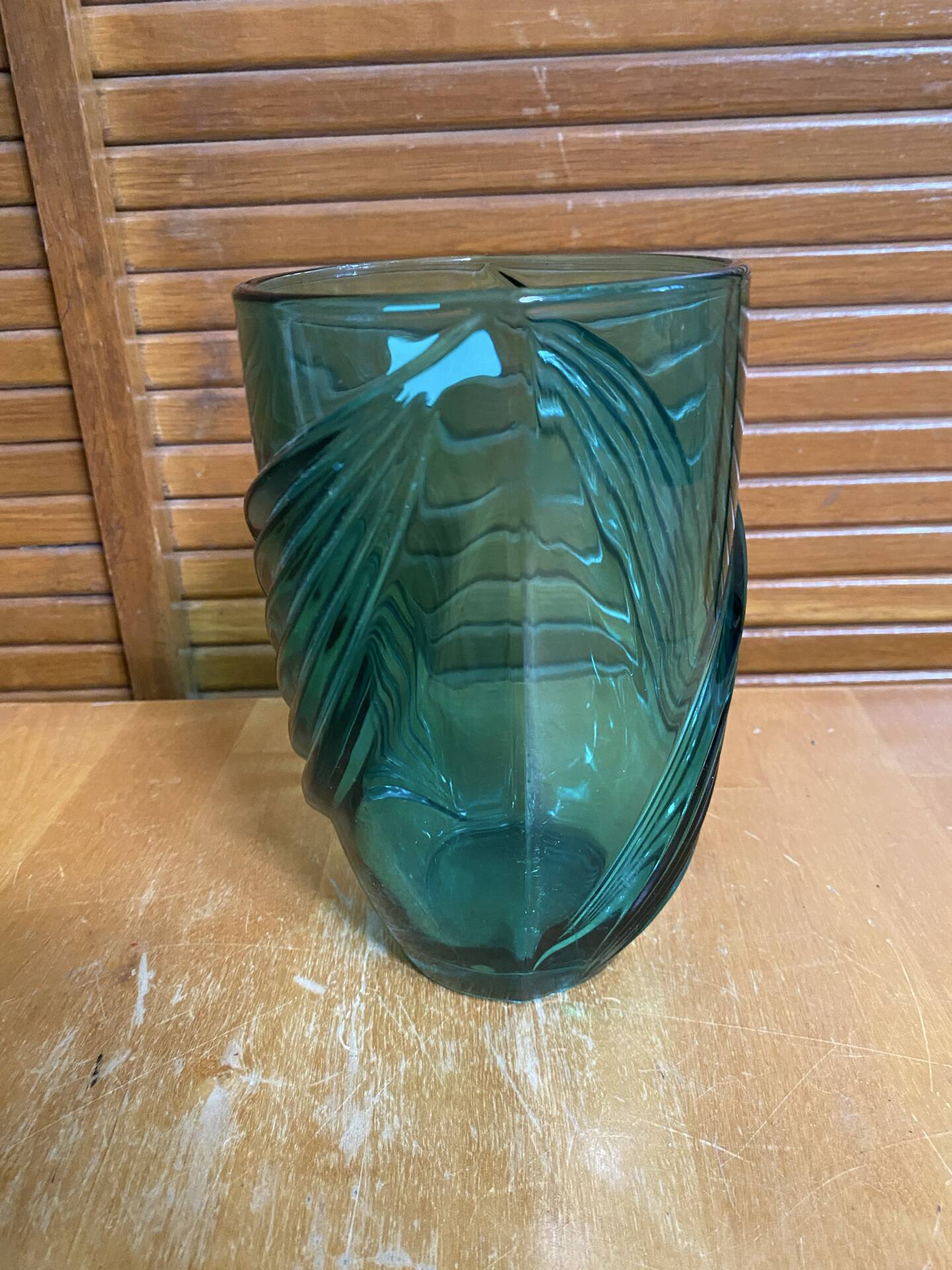 Vintage LUMINARC Green Moulded Glass Vase Made in France #E361