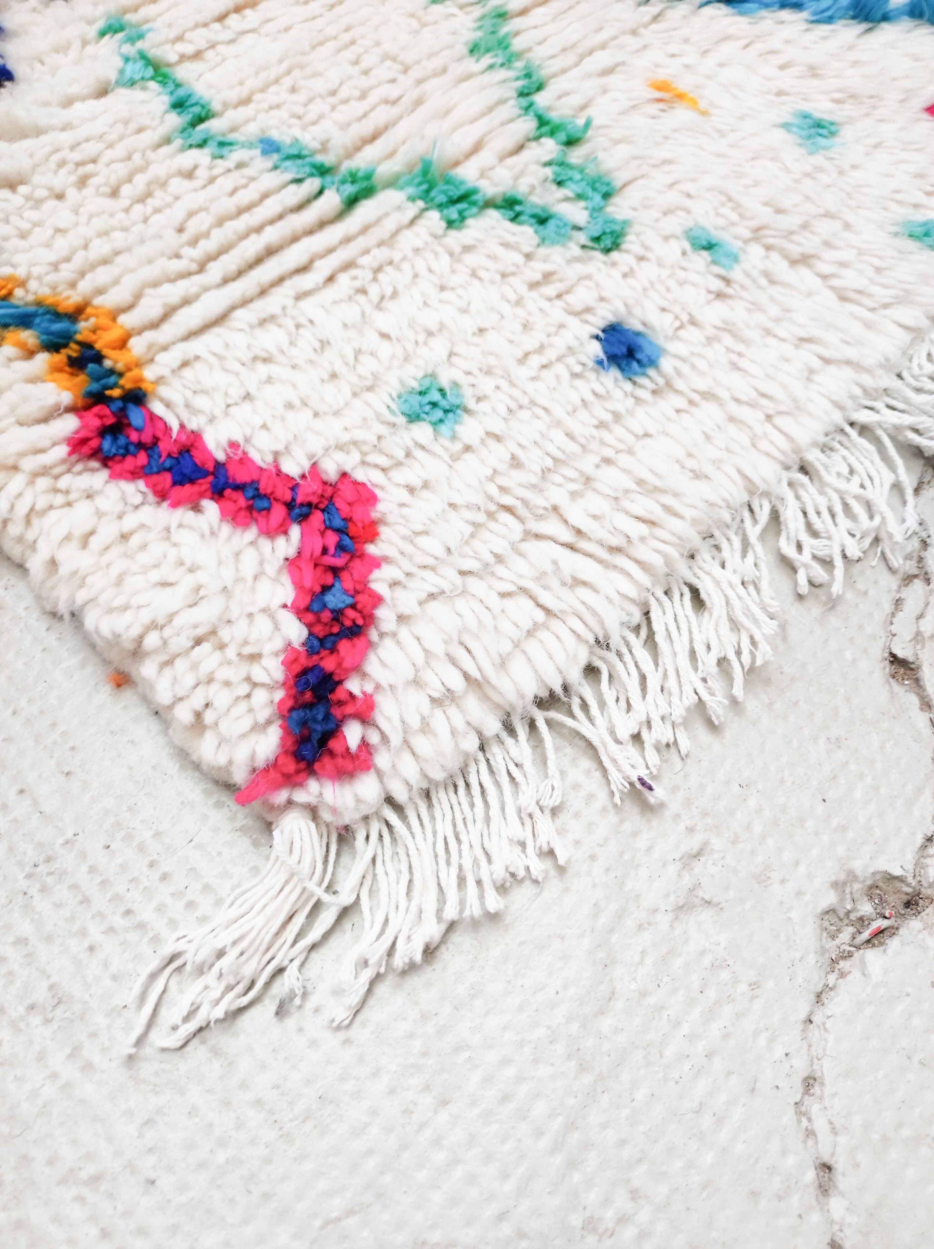 Azilal Moroccan Berber rug 1.33x1.02m