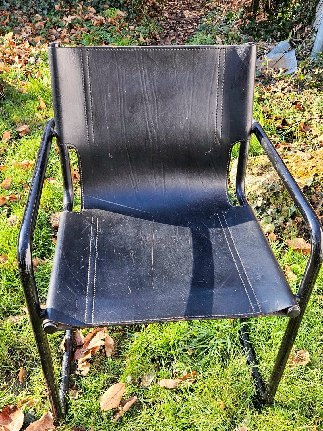 4 Matteo Grassi armchairs in black leather