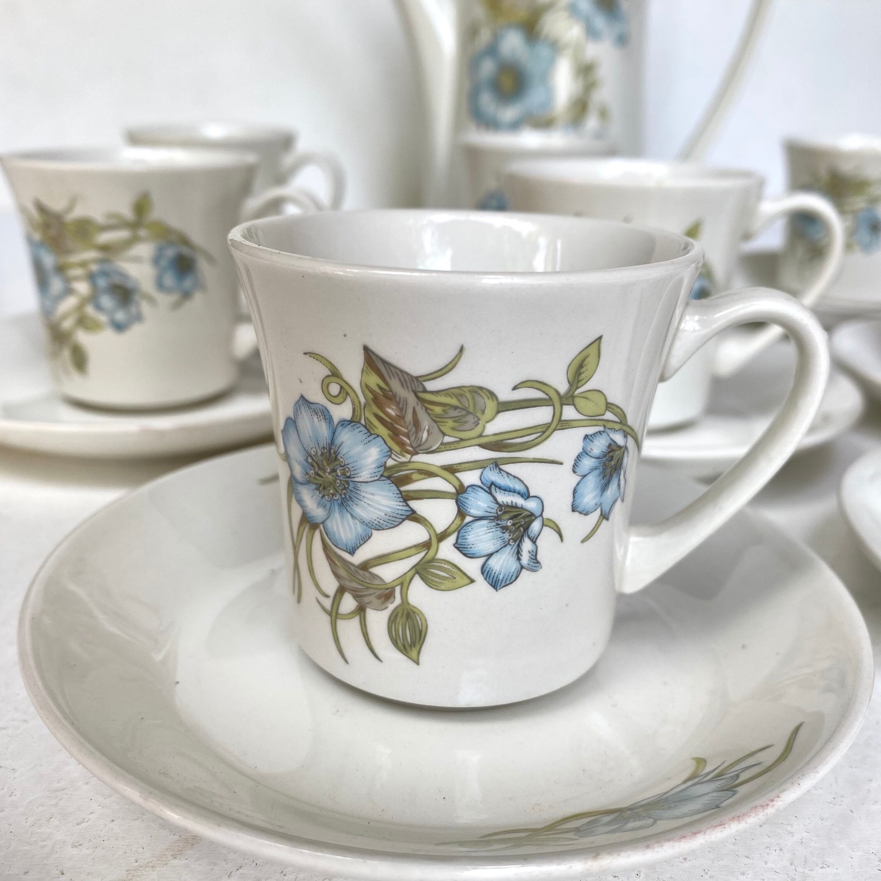 Porcelain tea or coffee service
