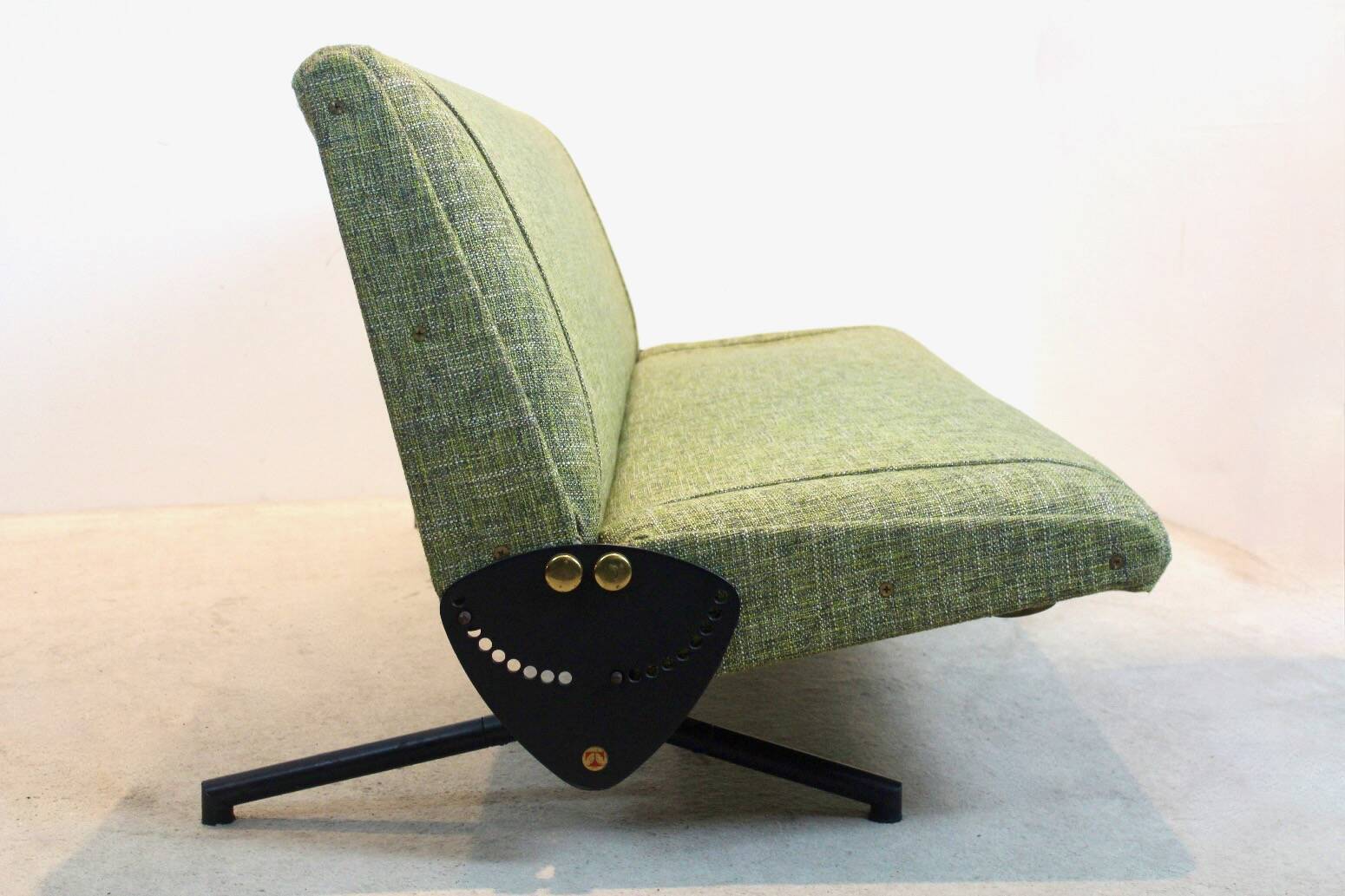 Canapé-lit D70 par Osvaldo Borsani pour Tecno, 1954