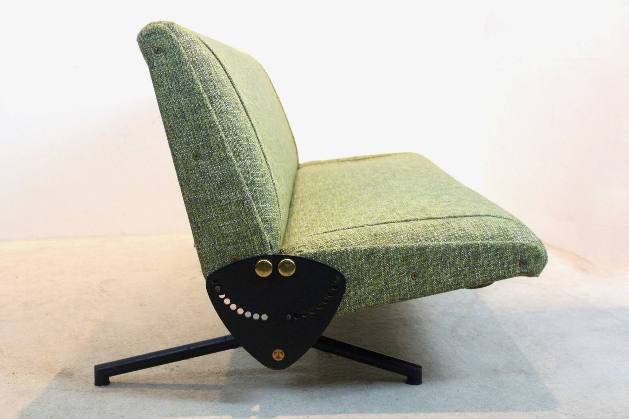 Canapé-lit D70 par Osvaldo Borsani pour Tecno, 1954