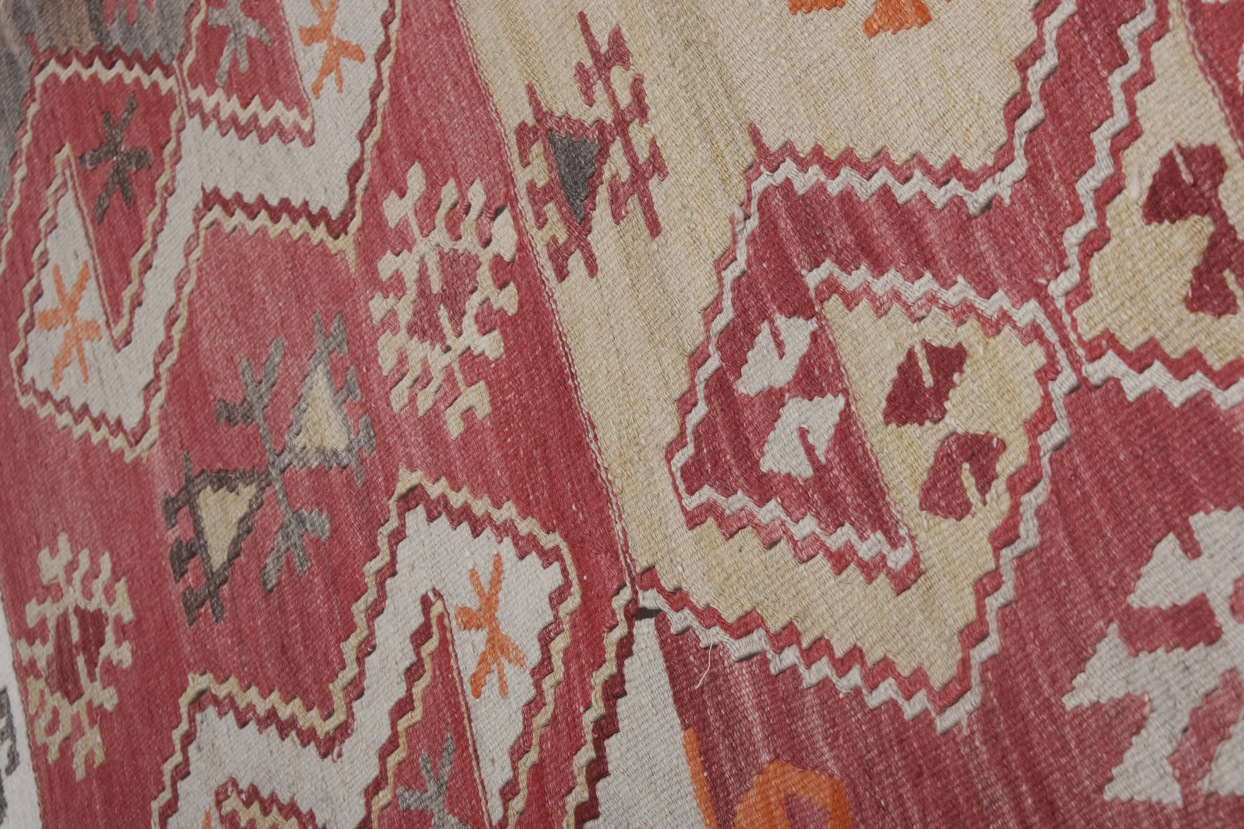 Vintage Turkish rug from Oushak, handwoven 150x440 cm