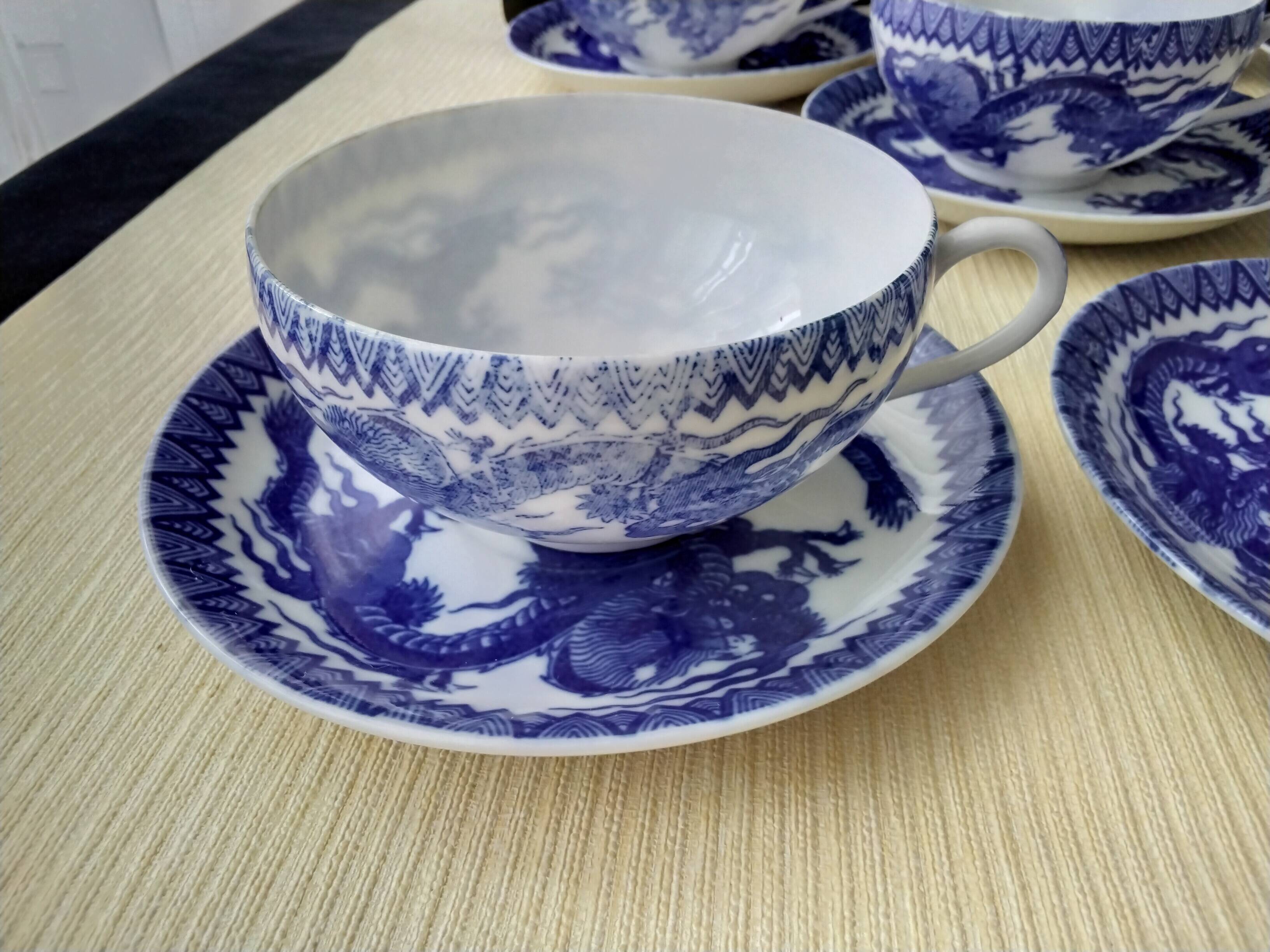 6 Japanese porcelain tea cups Dragon decoration