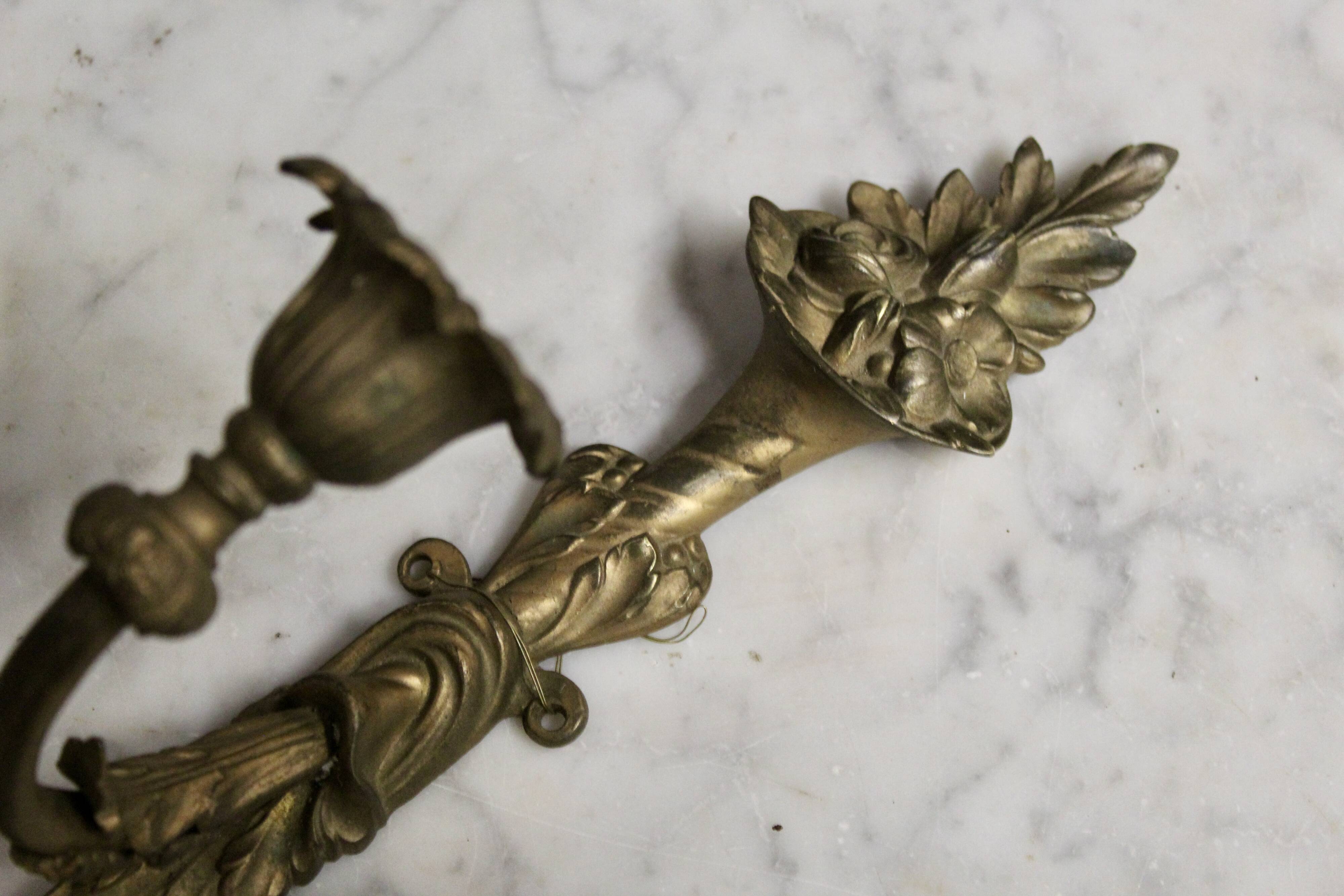 Applique murale en bronze style Louis XVI