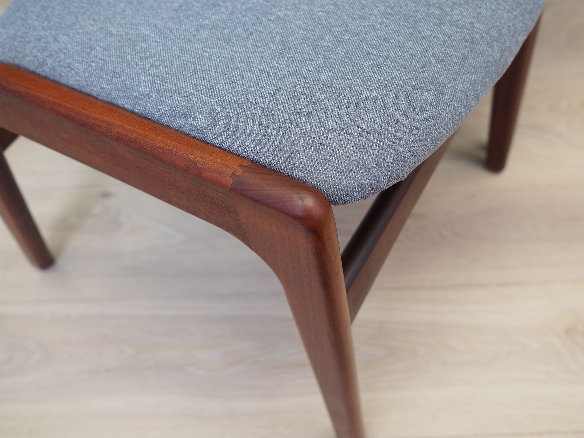 Set of five rosewood chairs, Danish design, 70s, made by Henning Kjaernulf
