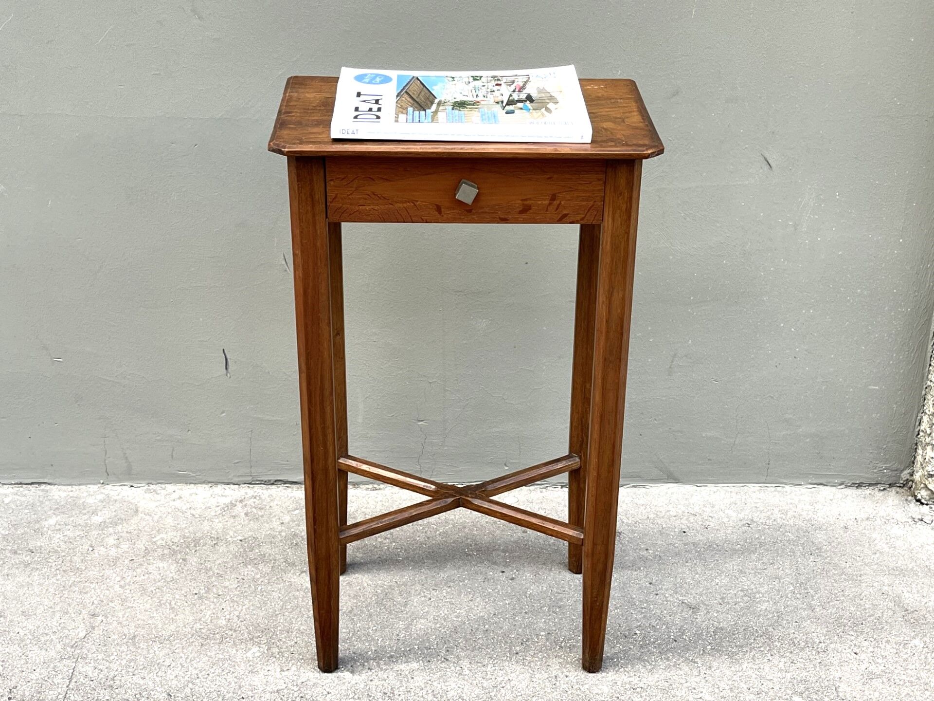 Bedside table of the 30s art deco solid wood.