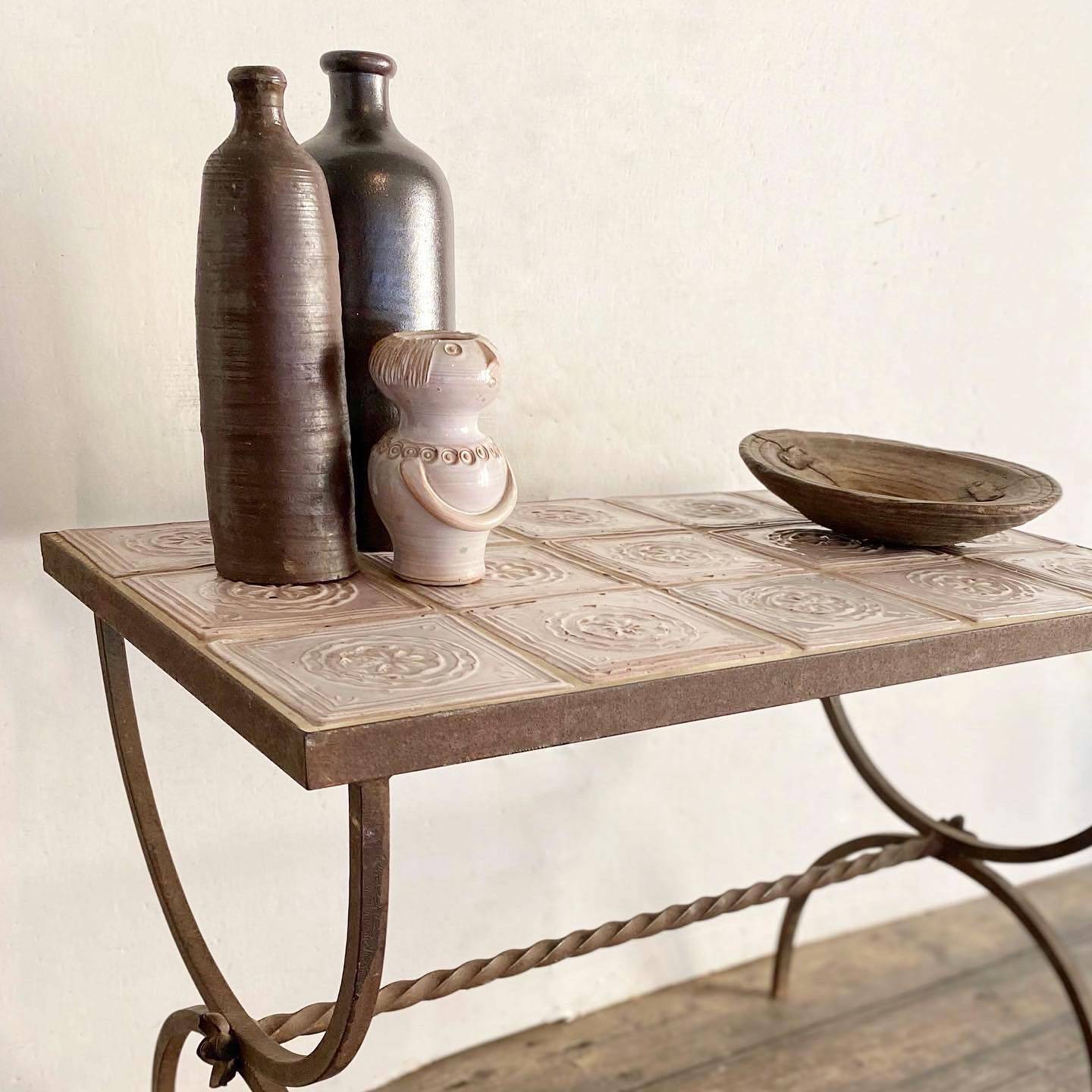 Table basse en céramique et fer forgé