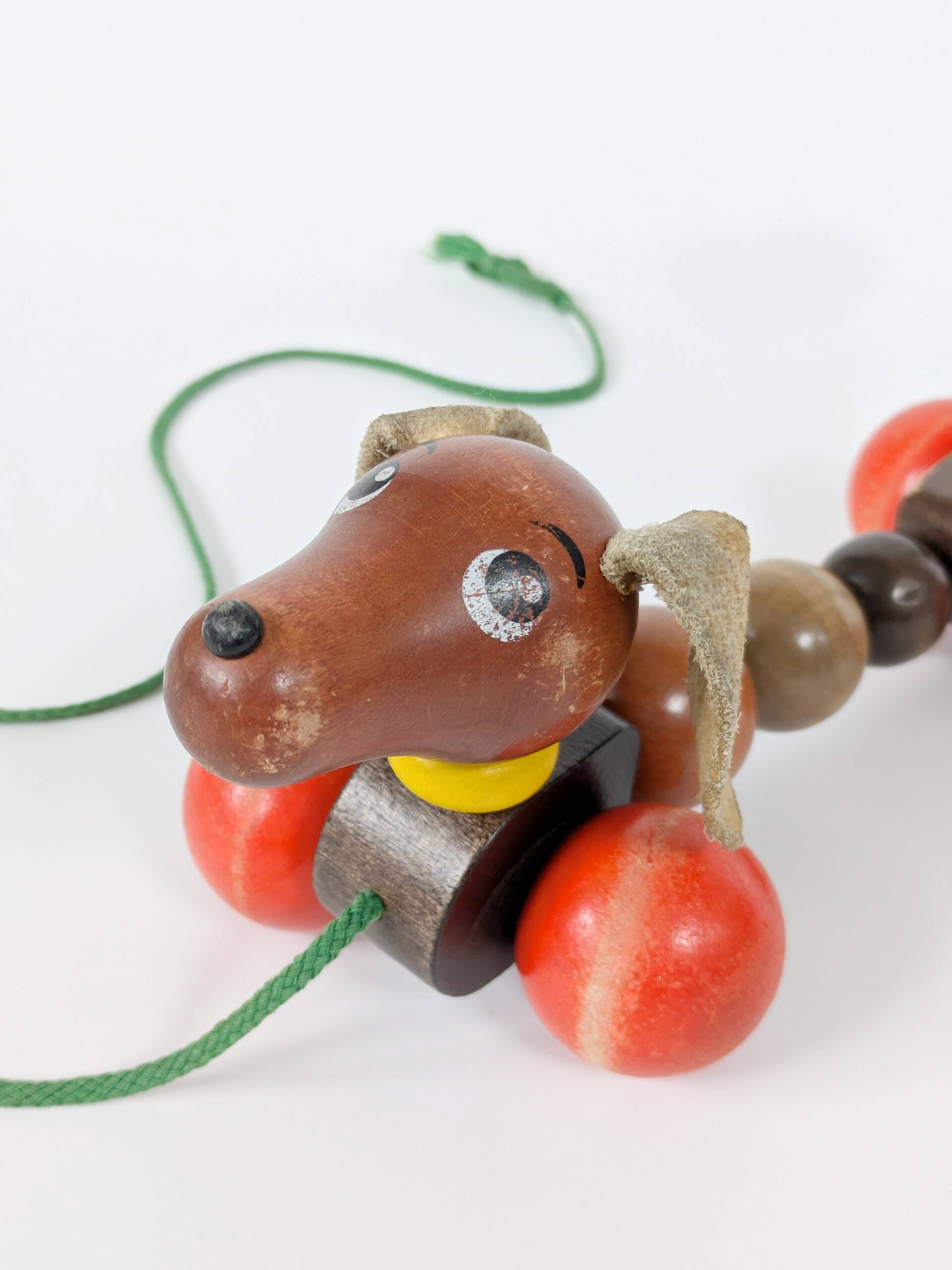 Vintage wooden pull-along dachshund toy | Lorenz, Germany