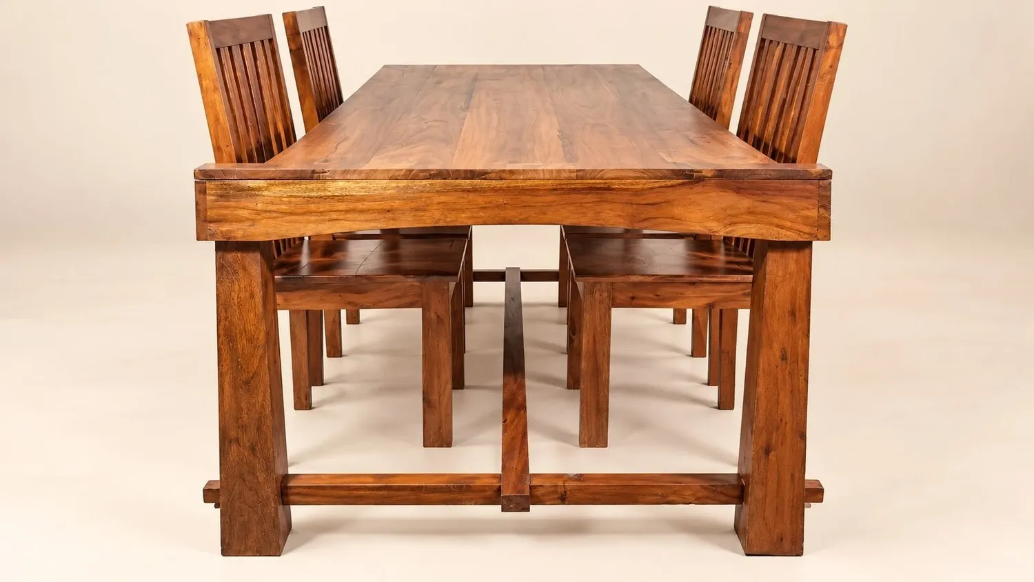 Dining table and 4 solid sheesham wood chairs in Arts & Crafts style.
