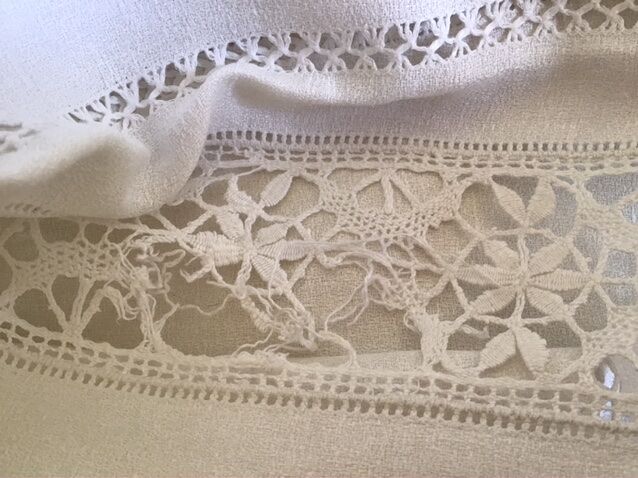 Embroidered linen tablecloth, BS, 3m50 x 2m