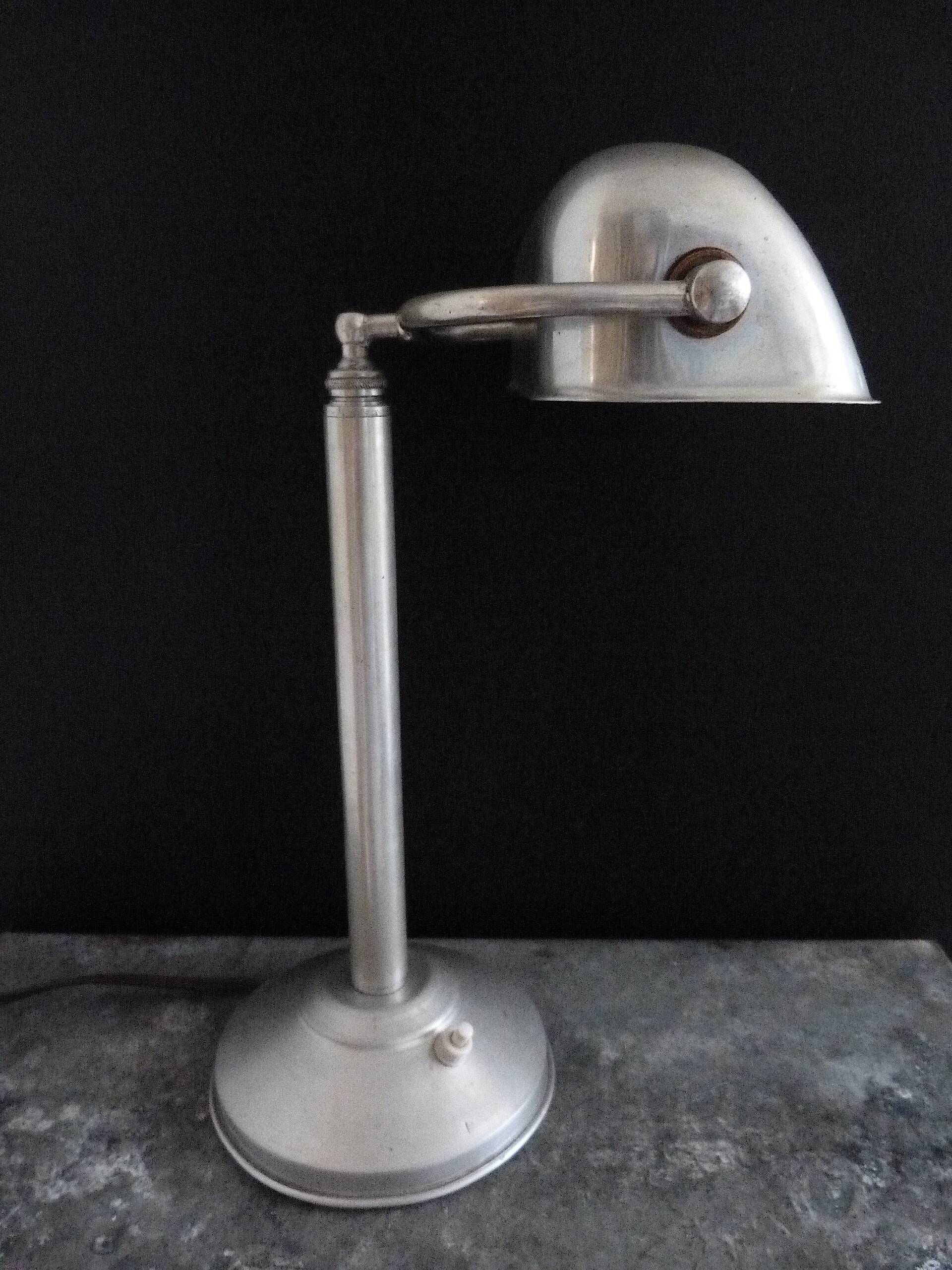 Vintage desk lamp - notary or banker's lamp