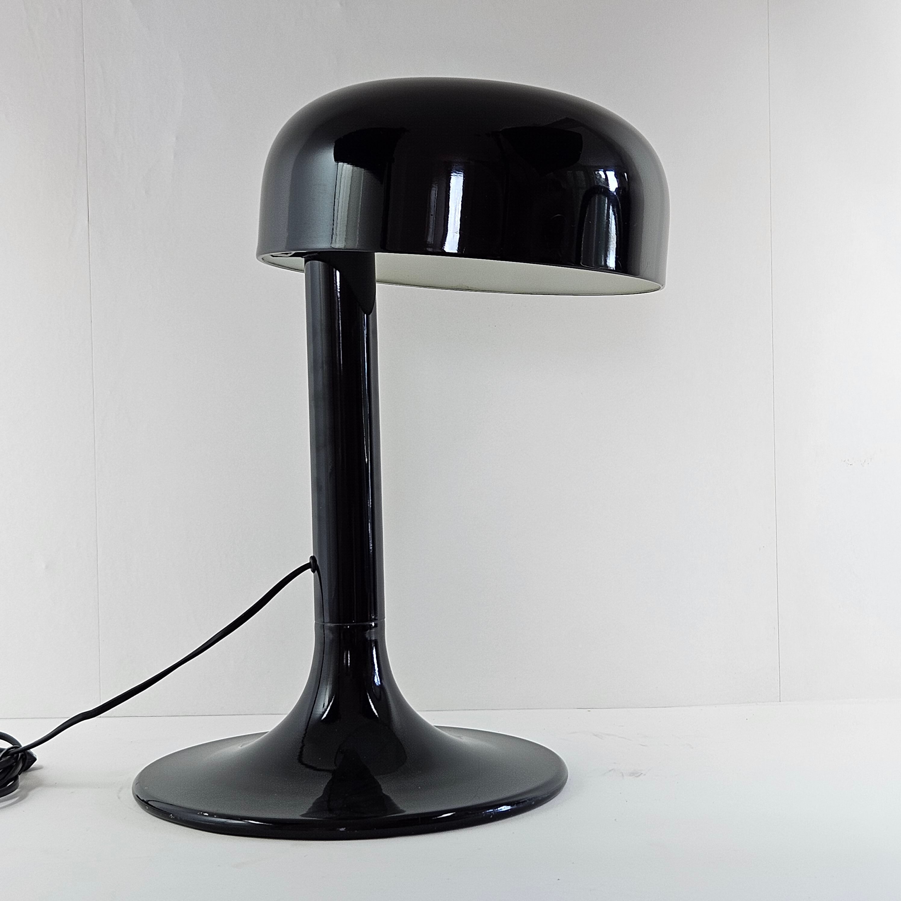 Model 3105 "Studio" Table Lamp by Carlo Viligiardi for Stilnovo, 1972