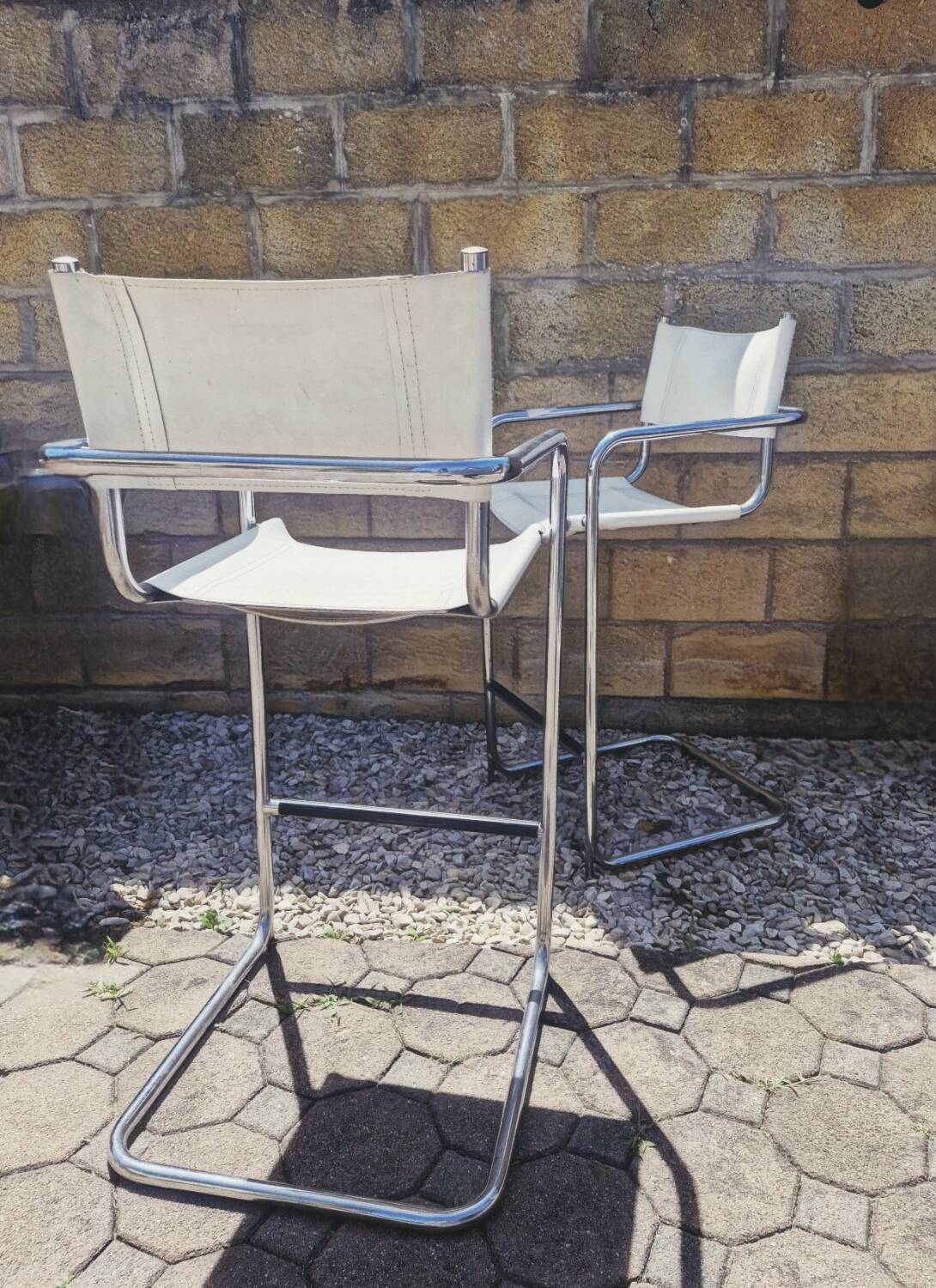 Italy 70's 2 leather bar stools
