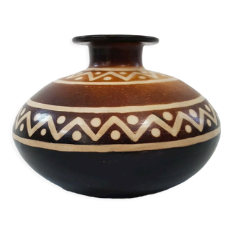 Ceramic vase Peru Jose Sosa Chulucanas