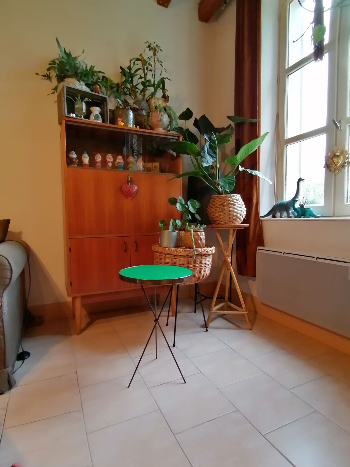 Table whisky by mechanical mirror works INC vintage