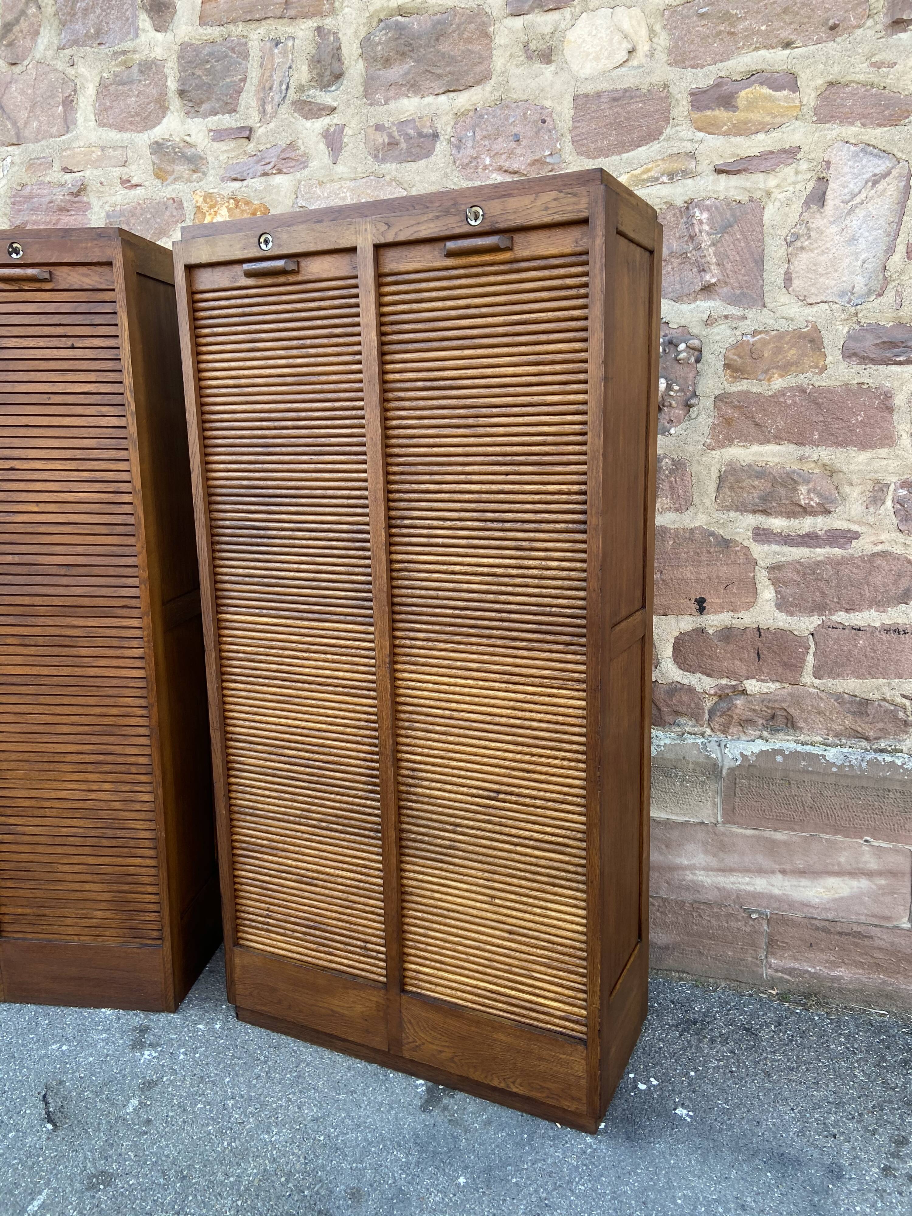 Furniture slided curtain slider in oak 1950