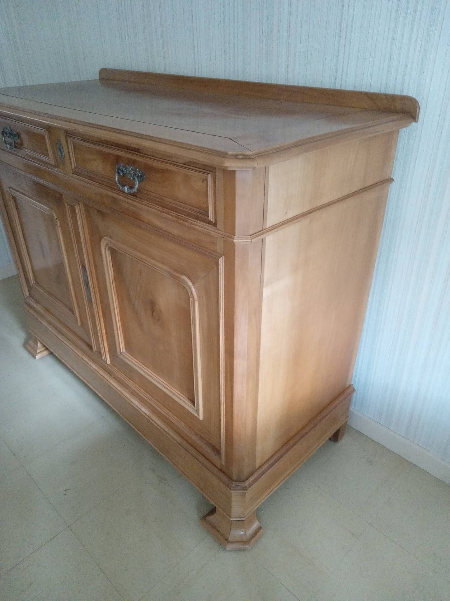 Buffet en merisier