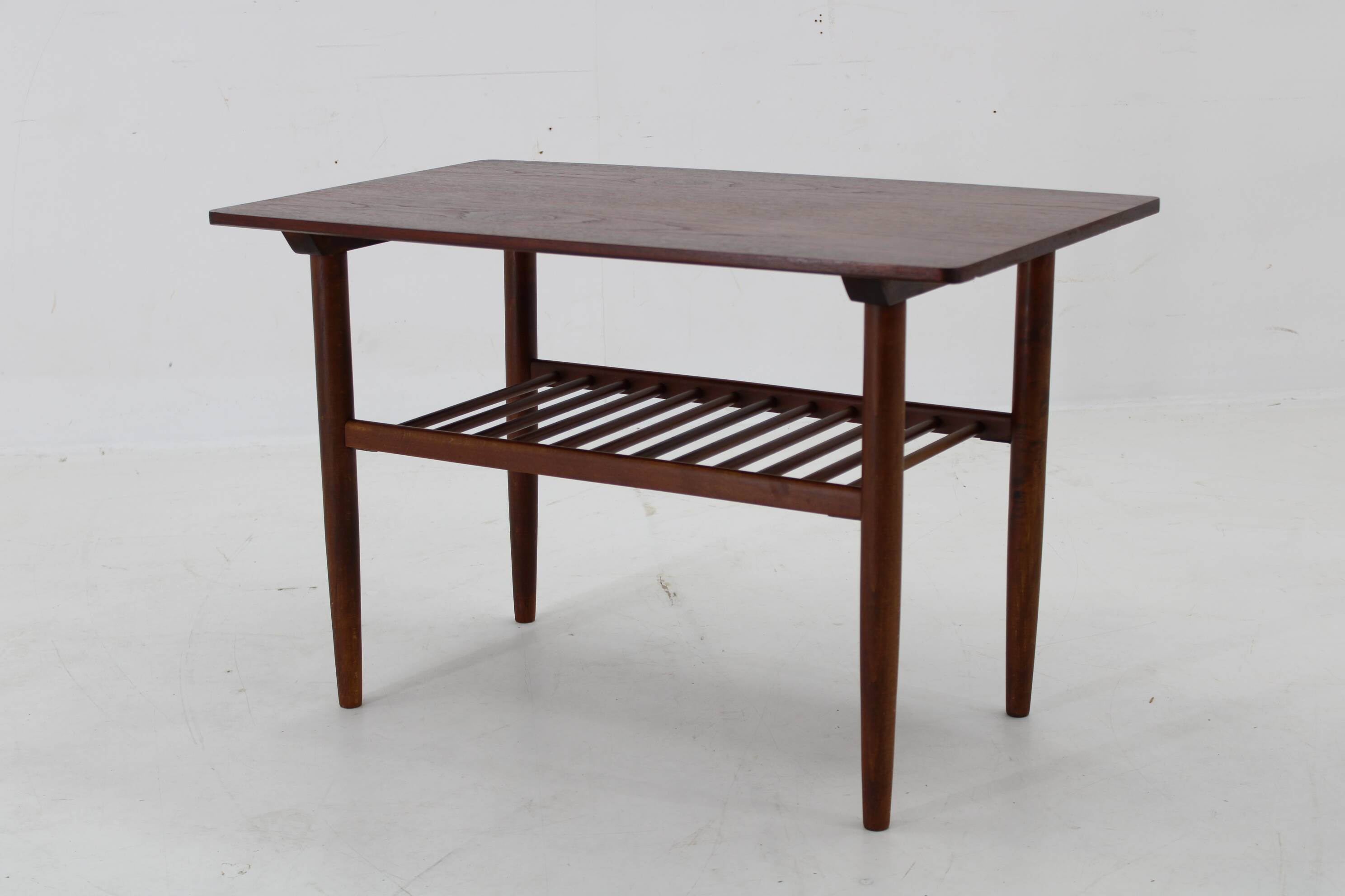 Table basse danoise en teck des années 1960