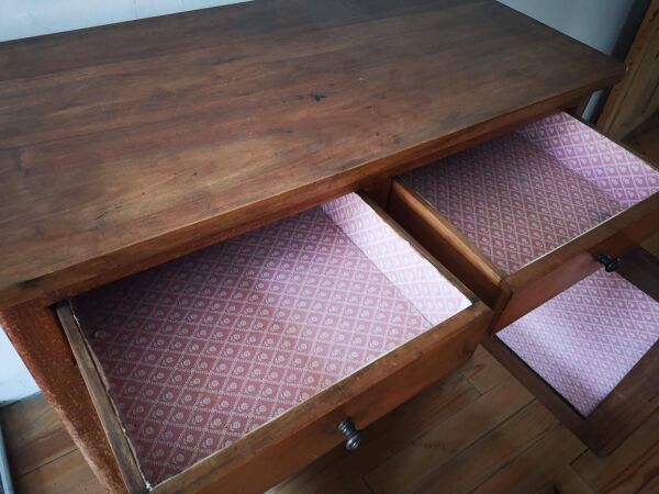 Buffet ancien en bois massif – style campagne / rustique