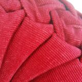 Round velvet cushion