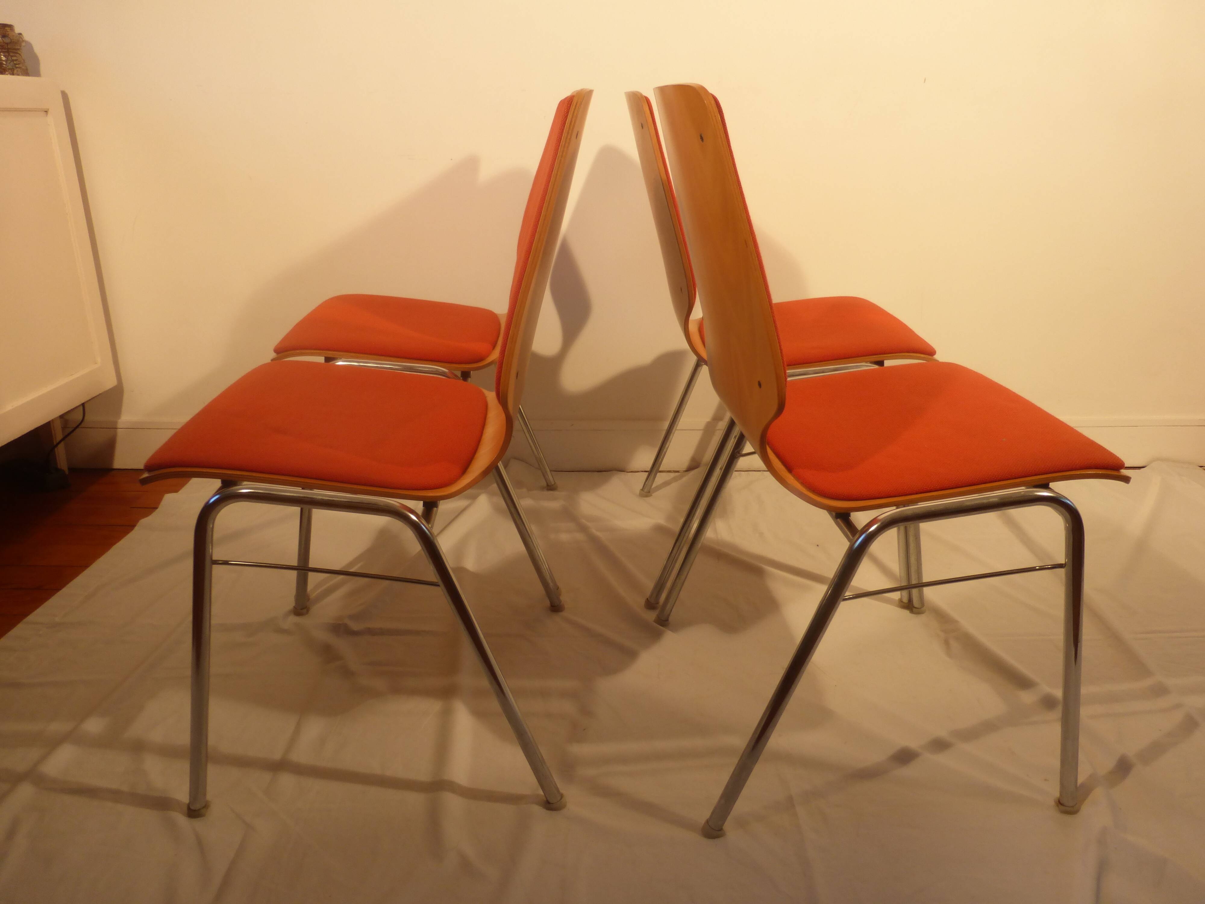 4 70s thermoformed chairs