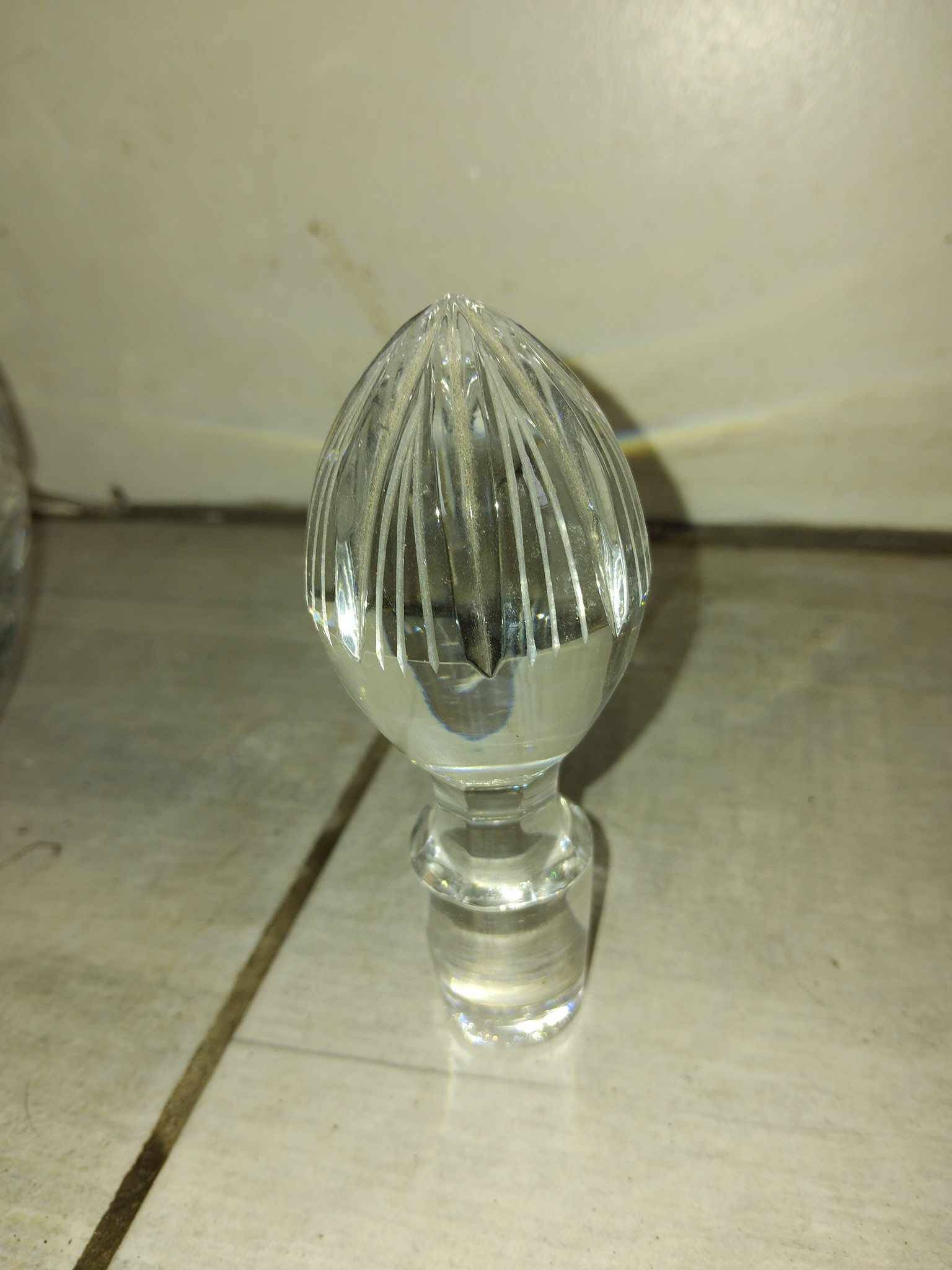 Cut crystal carafe with original stopper