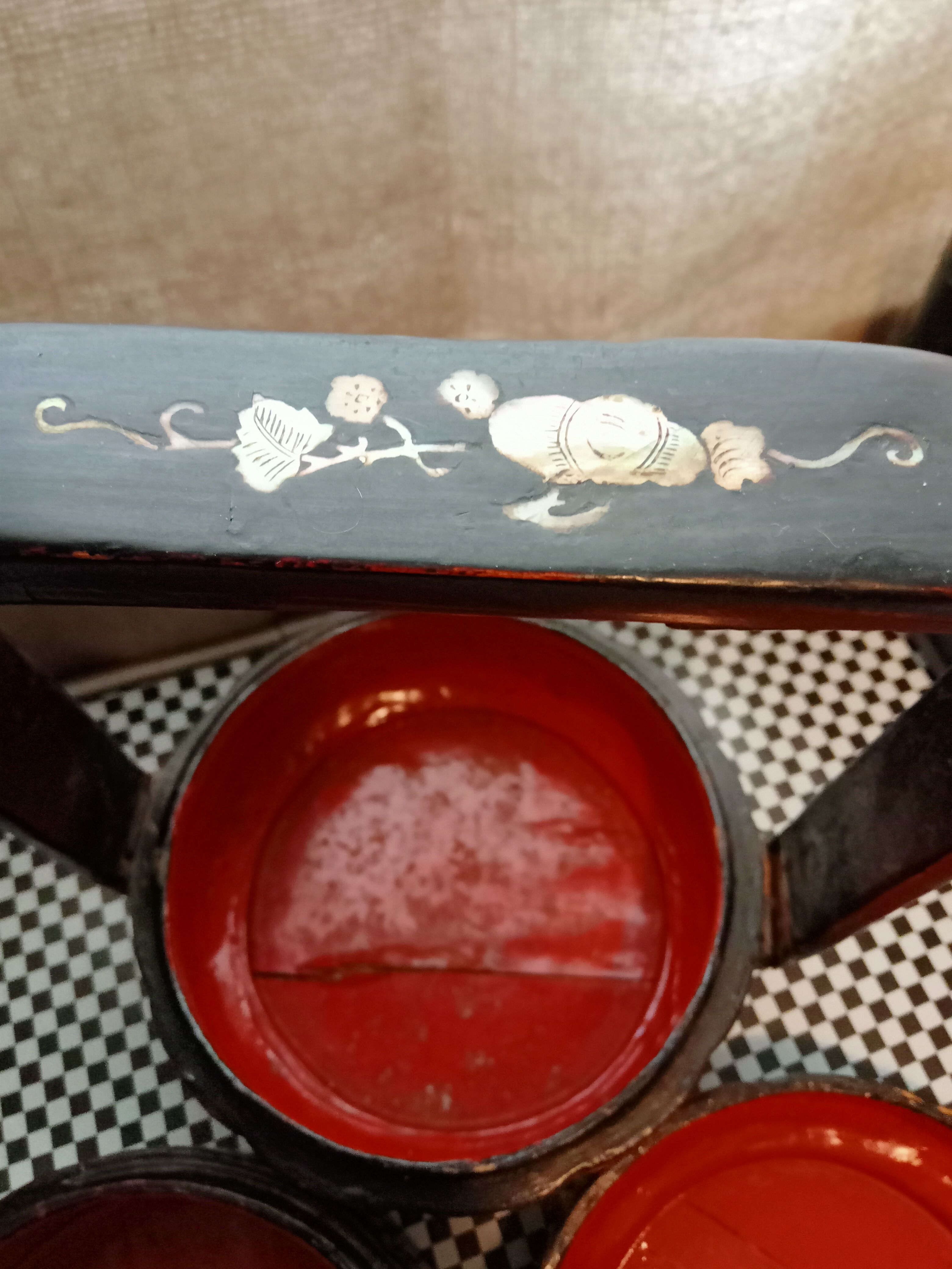 Box in lacquer and mother-of-pearl Tonkin 19th