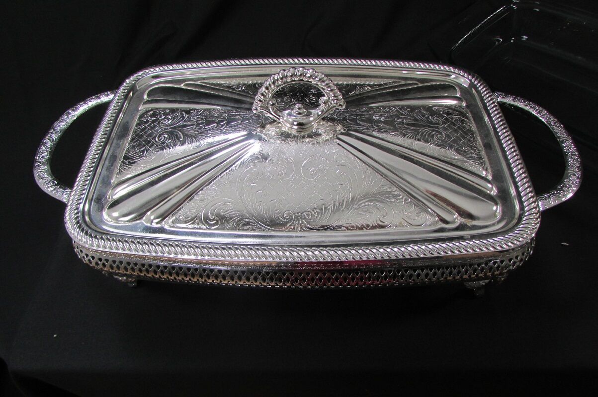 Table gratin dish, made in England